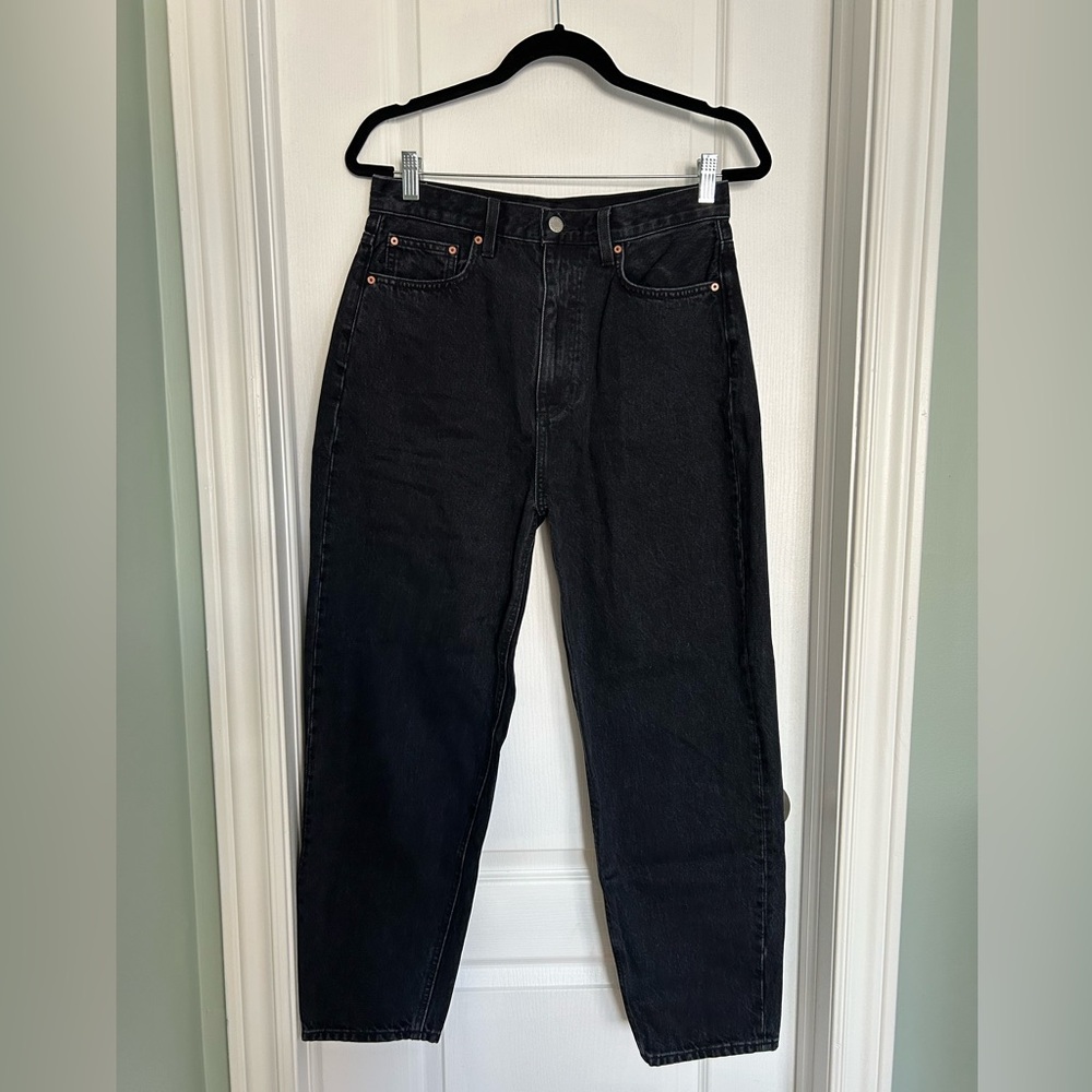 Denim Forum Gia Carrot High Rise Jean in Black